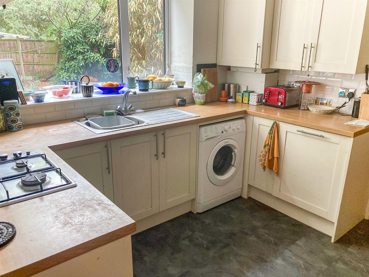 Goldsmith Avenue, Warwick Hawkesford